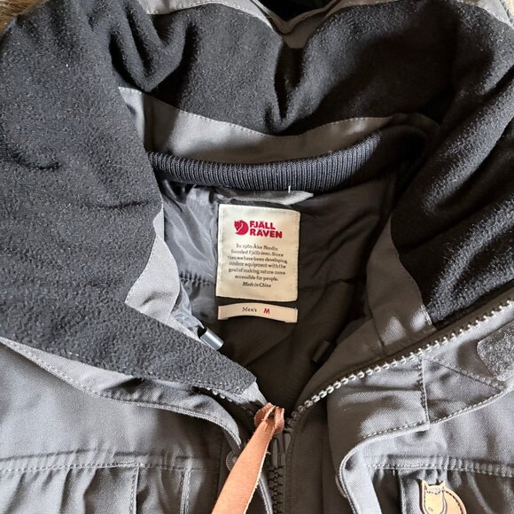 Fjallraven Yuplk Parka Winter Jacket - Men's Size M - Green - Picture 7 of 13